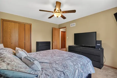 717 Naoma Drive Crete IL 60417