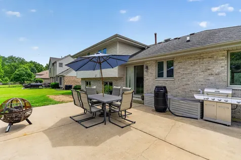 717 Naoma Drive Crete IL 60417