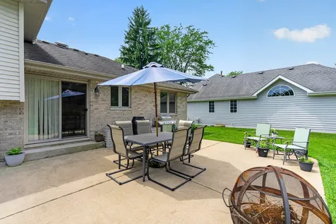 717 Naoma Drive Crete IL 60417