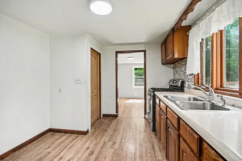 1100 Deephaven Drive Joliet IL 60432