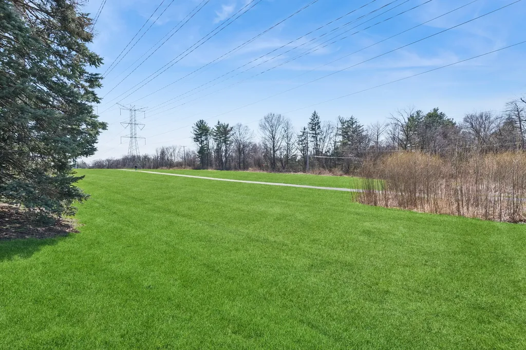 6818 Roberts Drive Woodridge IL 60517