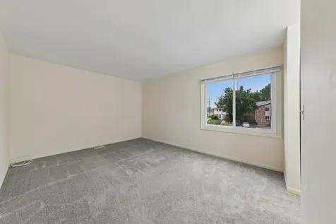 6818 Roberts Drive Woodridge IL 60517