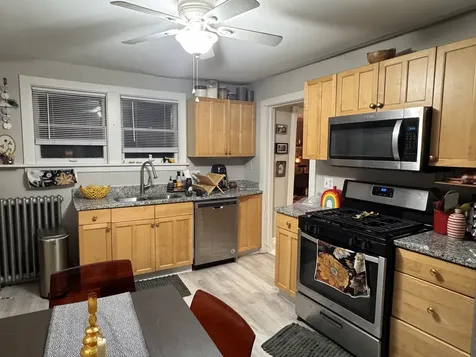 325 3RD Street Libertyville IL 60048