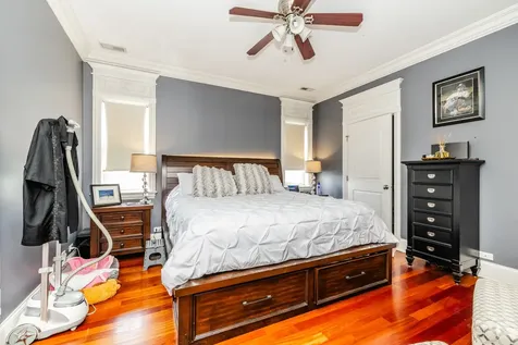 2540 West Diversey Avenue Chicago IL 60647