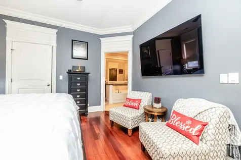 2540 West Diversey Avenue Chicago IL 60647