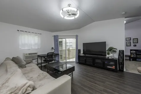 1551 West Crystal Rock Court Round Lake Beach IL 60073