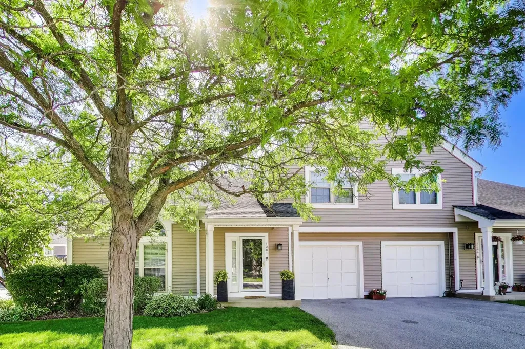 1204 North Knollwood Drive Palatine IL 60067