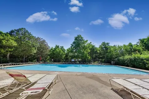 1204 North Knollwood Drive Palatine IL 60067