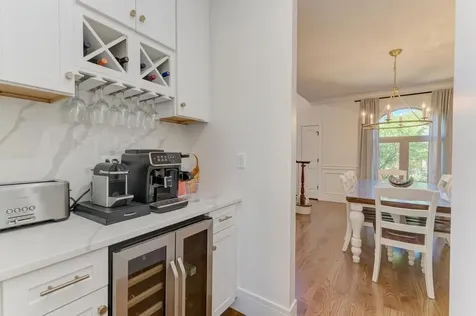 10 Founders Pointe Bloomingdale IL 60108