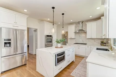 10 Founders Pointe Bloomingdale IL 60108