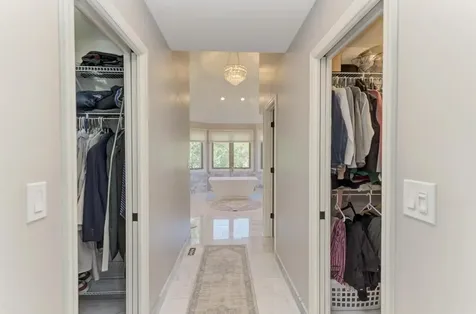 10 Founders Pointe Bloomingdale IL 60108
