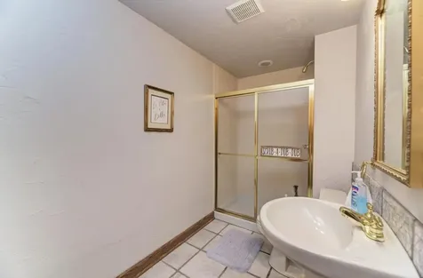 10 Founders Pointe Bloomingdale IL 60108
