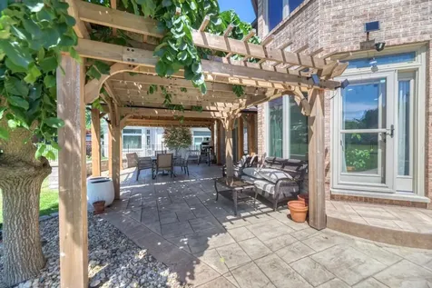 10 Founders Pointe Bloomingdale IL 60108