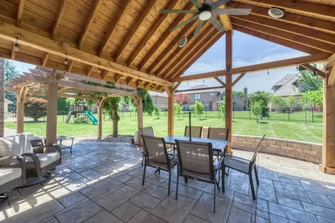10 Founders Pointe Bloomingdale IL 60108