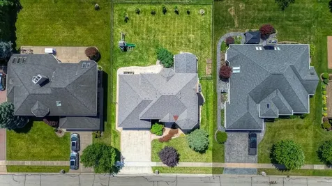 10 Founders Pointe Bloomingdale IL 60108