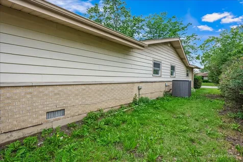 1059 Hickory Lane Elk Grove Village IL 60007