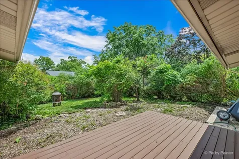 1059 Hickory Lane Elk Grove Village IL 60007
