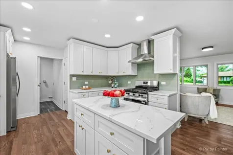1059 Hickory Lane Elk Grove Village IL 60007