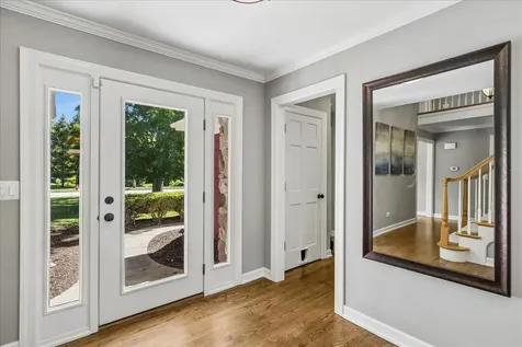 441 Appley Avenue Libertyville IL 60048