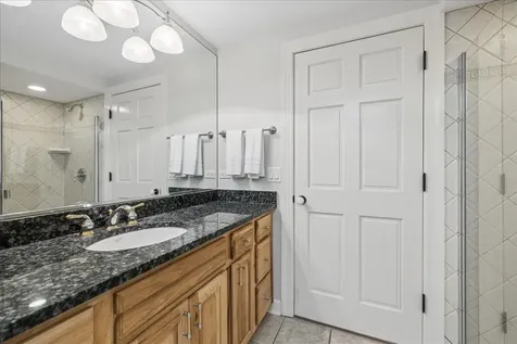 441 Appley Avenue Libertyville IL 60048