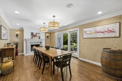 441 Appley Avenue Libertyville IL 60048