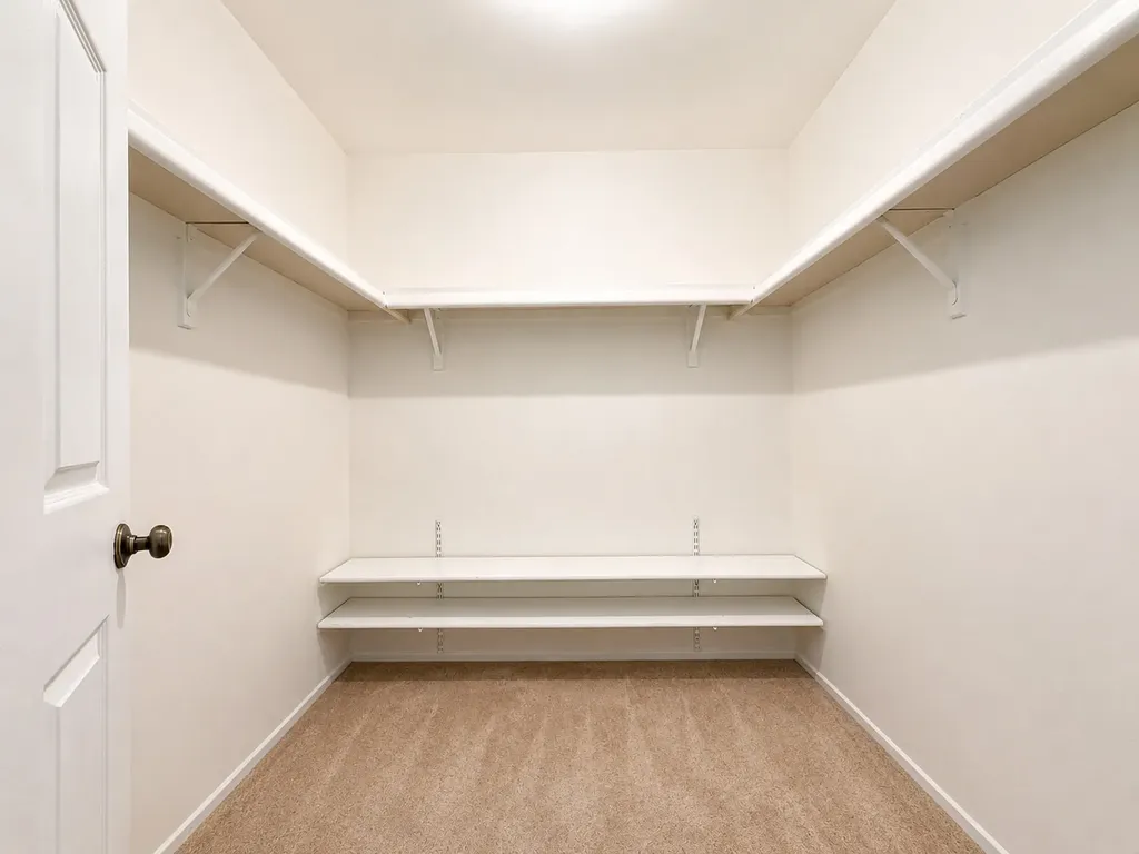 209 Briarheath Lane Naperville IL 60565