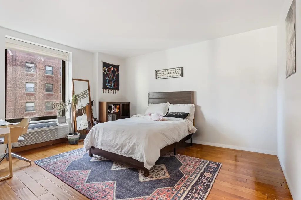 40 East Delaware Place Chicago IL 60611