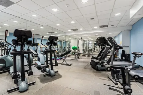 40 East Delaware Place Chicago IL 60611
