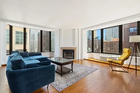 40 East Delaware Place Chicago IL 60611