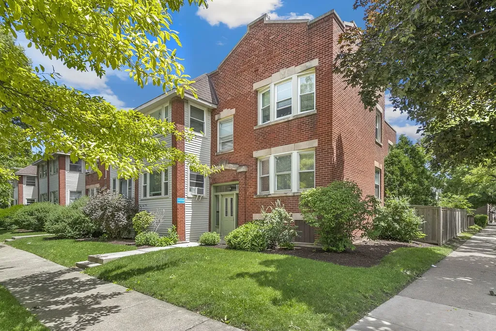 118 North Taylor Avenue Oak Park IL 60302