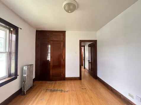 4202 West Cullom Avenue Chicago IL 60641