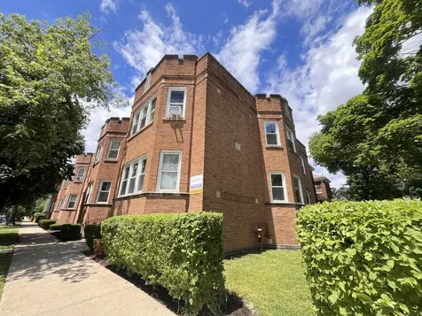 4202 West Cullom Avenue Chicago IL 60641