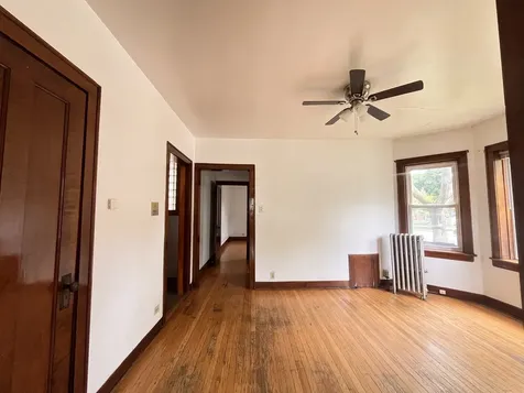 4202 West Cullom Avenue Chicago IL 60641