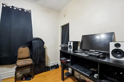 4435 South Campbell Avenue Chicago IL 60632