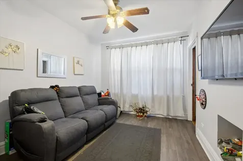 4435 South Campbell Avenue Chicago IL 60632