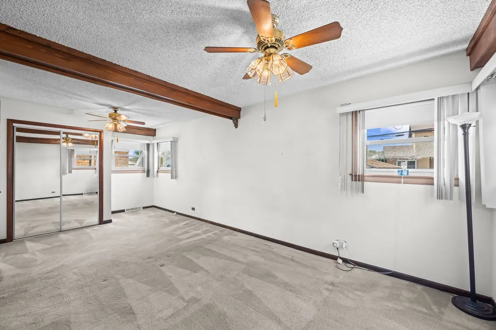 7419 West Howard Street Chicago IL 60631