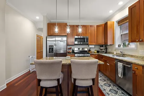 851 North Wolcott Avenue Chicago IL 60622