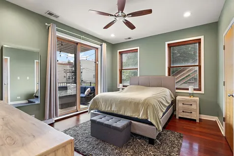 851 North Wolcott Avenue Chicago IL 60622
