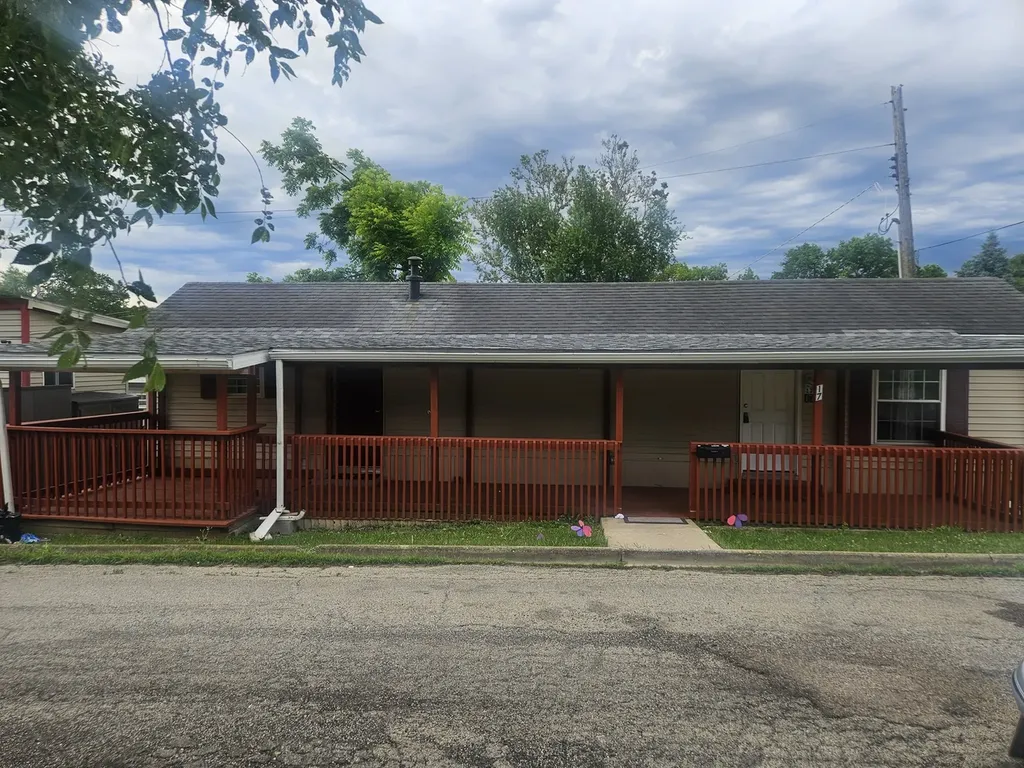 1147 Rural Street Aurora IL 60505