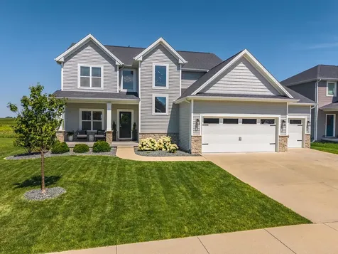 1117 Willow Creek Drive Bloomington IL 61705