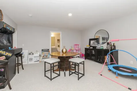1117 Willow Creek Drive Bloomington IL 61705