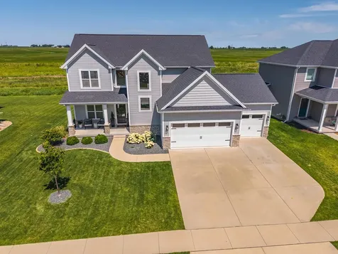 1117 Willow Creek Drive Bloomington IL 61705