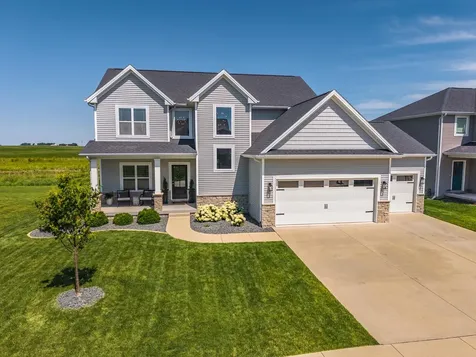 1117 Willow Creek Drive Bloomington IL 61705