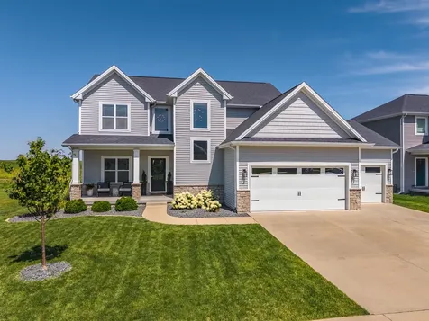 1117 Willow Creek Drive Bloomington IL 61705