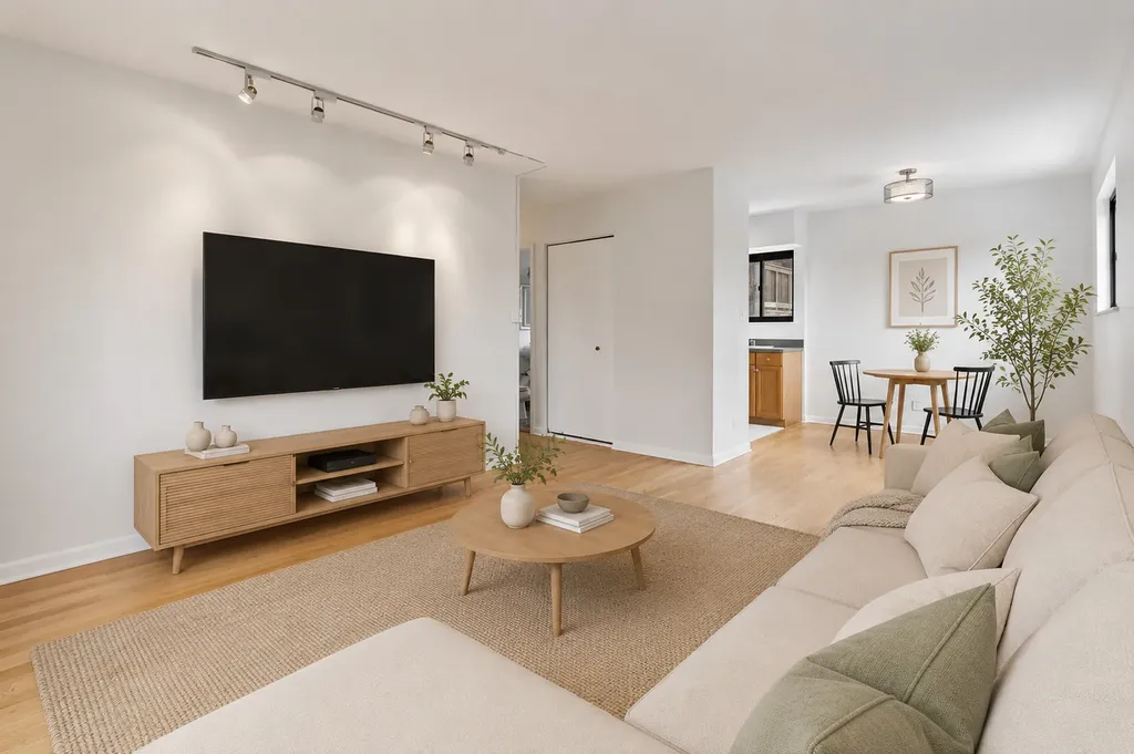 455 West Saint James Place Chicago IL 60614
