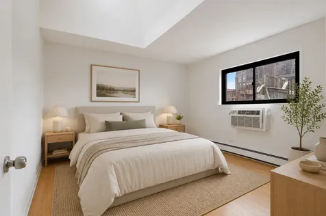455 West Saint James Place Chicago IL 60614