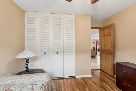 8924 Kenneth Drive Des Plaines IL 60016
