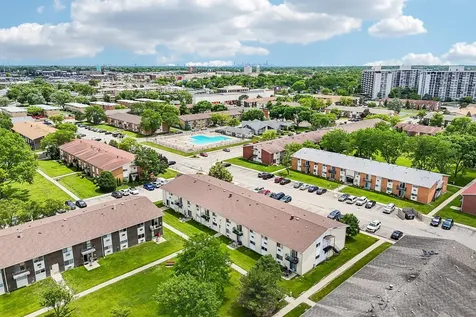 8924 Kenneth Drive Des Plaines IL 60016