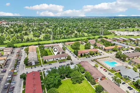 8924 Kenneth Drive Des Plaines IL 60016