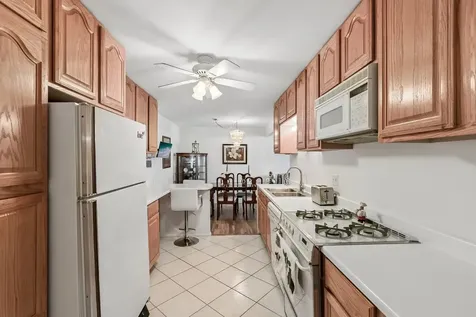 8924 Kenneth Drive Des Plaines IL 60016